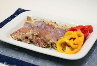 Filé de sobrecoxa temperado - Frango & Cia